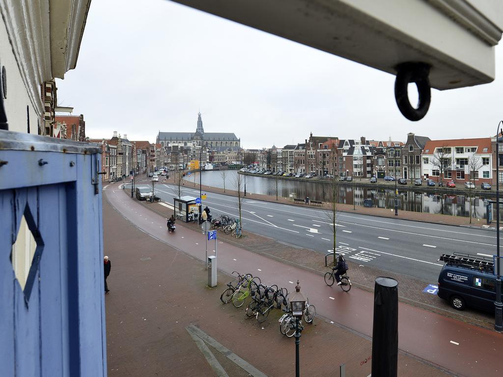 Turfhuys Aan Het Spaarne Haarlem Exterior foto