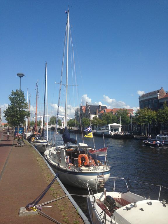 Turfhuys Aan Het Spaarne Haarlem Exterior foto
